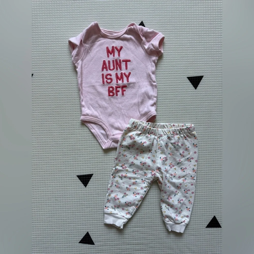 Bundles|Baby girl spring set,pink bodysuit MY AUNT IS MY BFF & floral leggings•